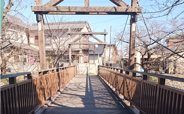 愛知県岩倉市五条川の千亀橋（センガメハシ）